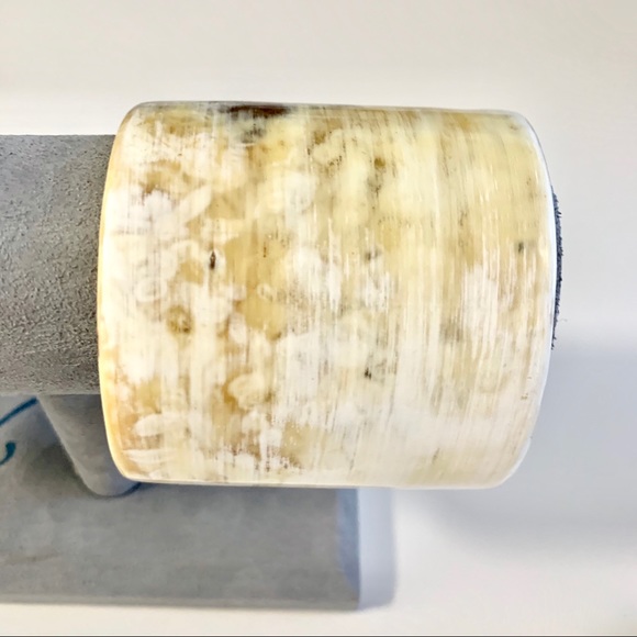 Bangle Bone Cuff Price firm - Picture 2 of 3